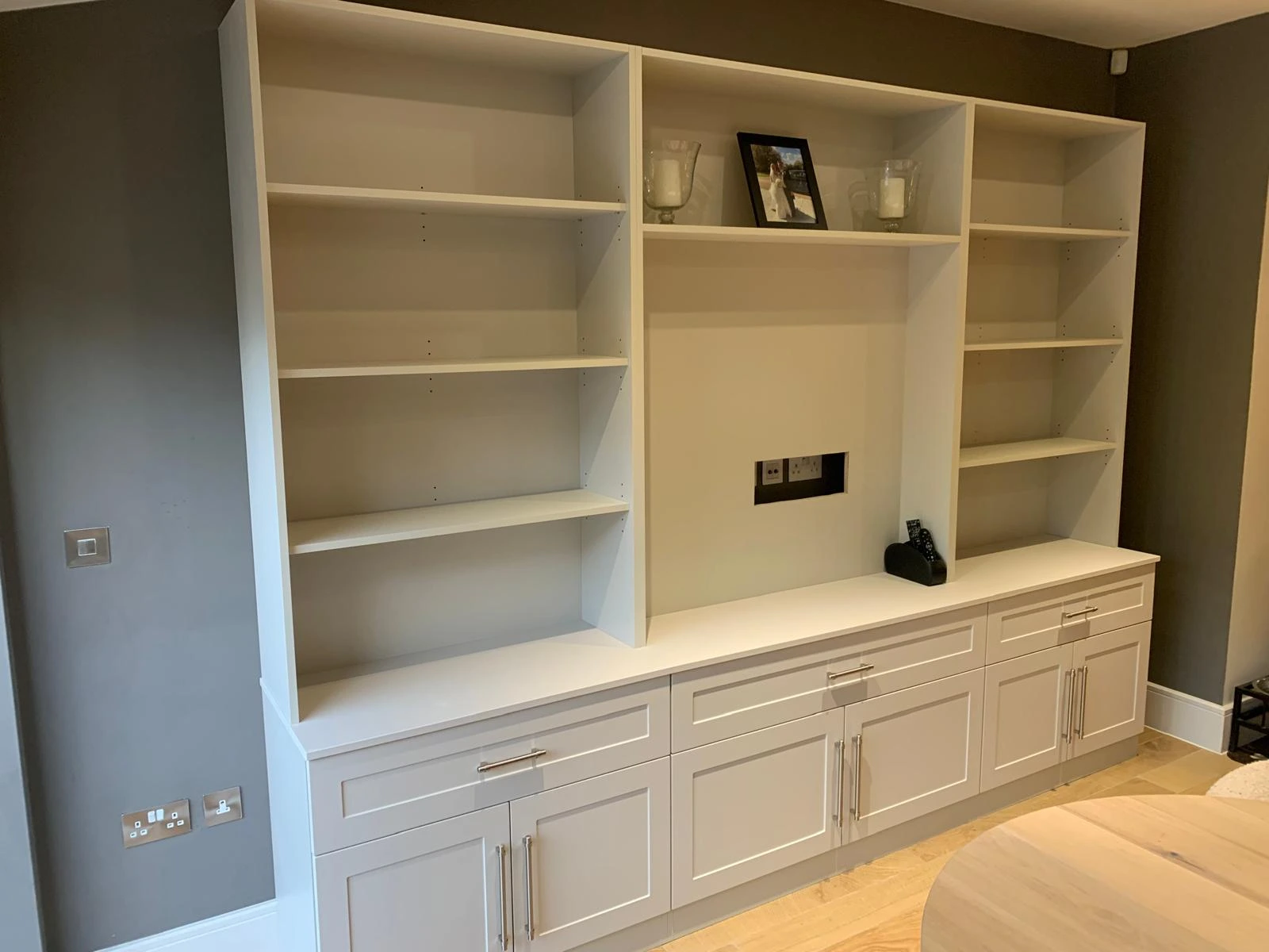 bac66a17-33ec-45d8-bde2-958be080c0a4-Bespoke_Media_Unit_Costs_How_Much_Does_a_Custom_Media_Wall_Cost